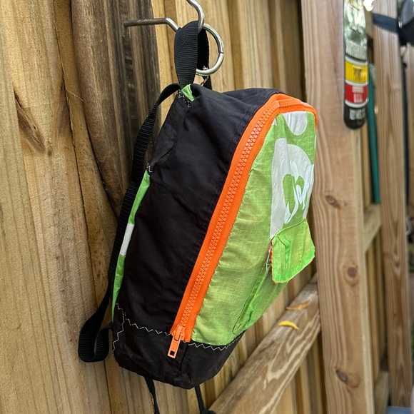 Soflo Riders Backpack repurposed kite - Picture 2 of 4